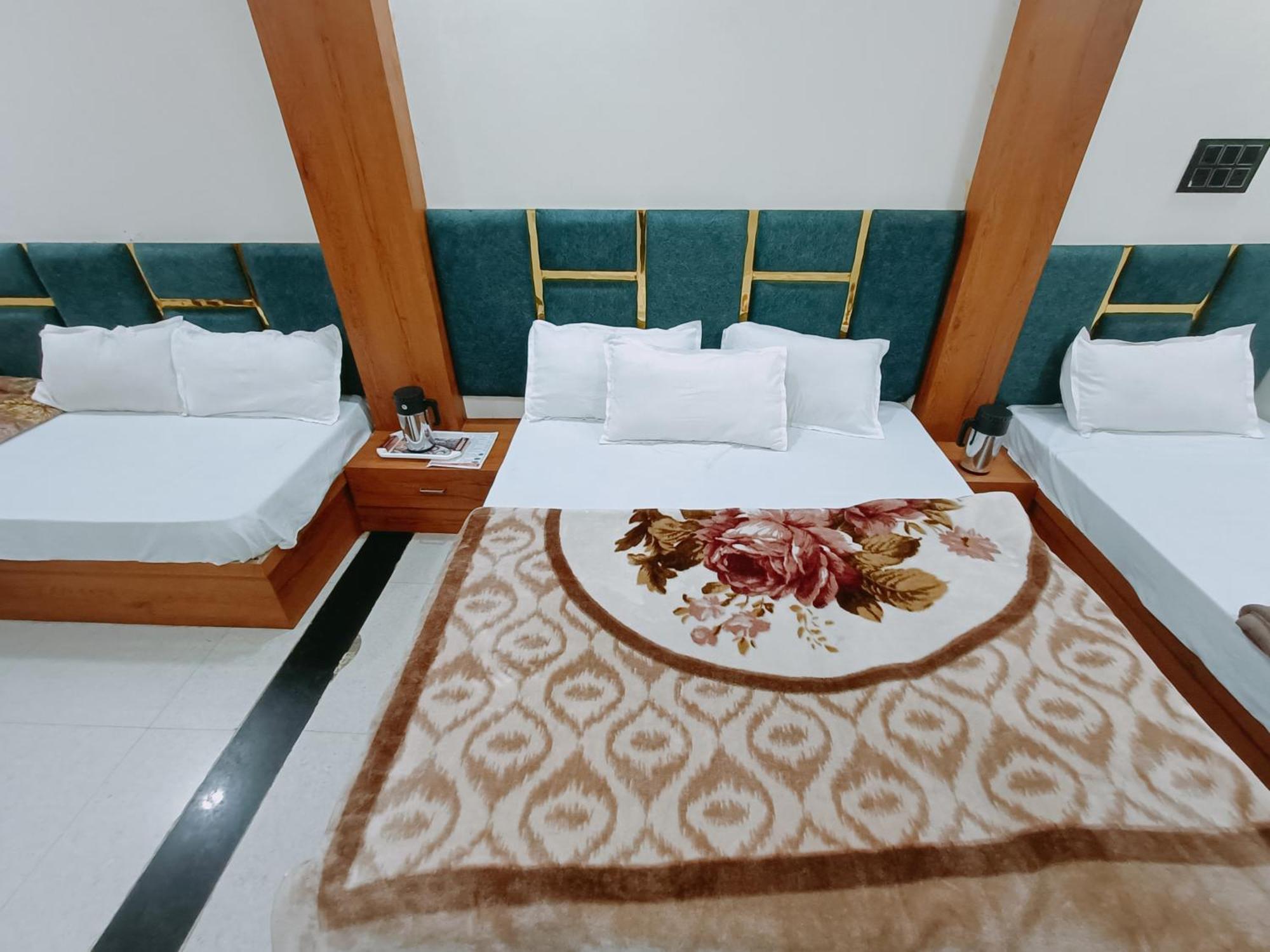 Hotel Shreem Ujjain Zewnętrze zdjęcie
