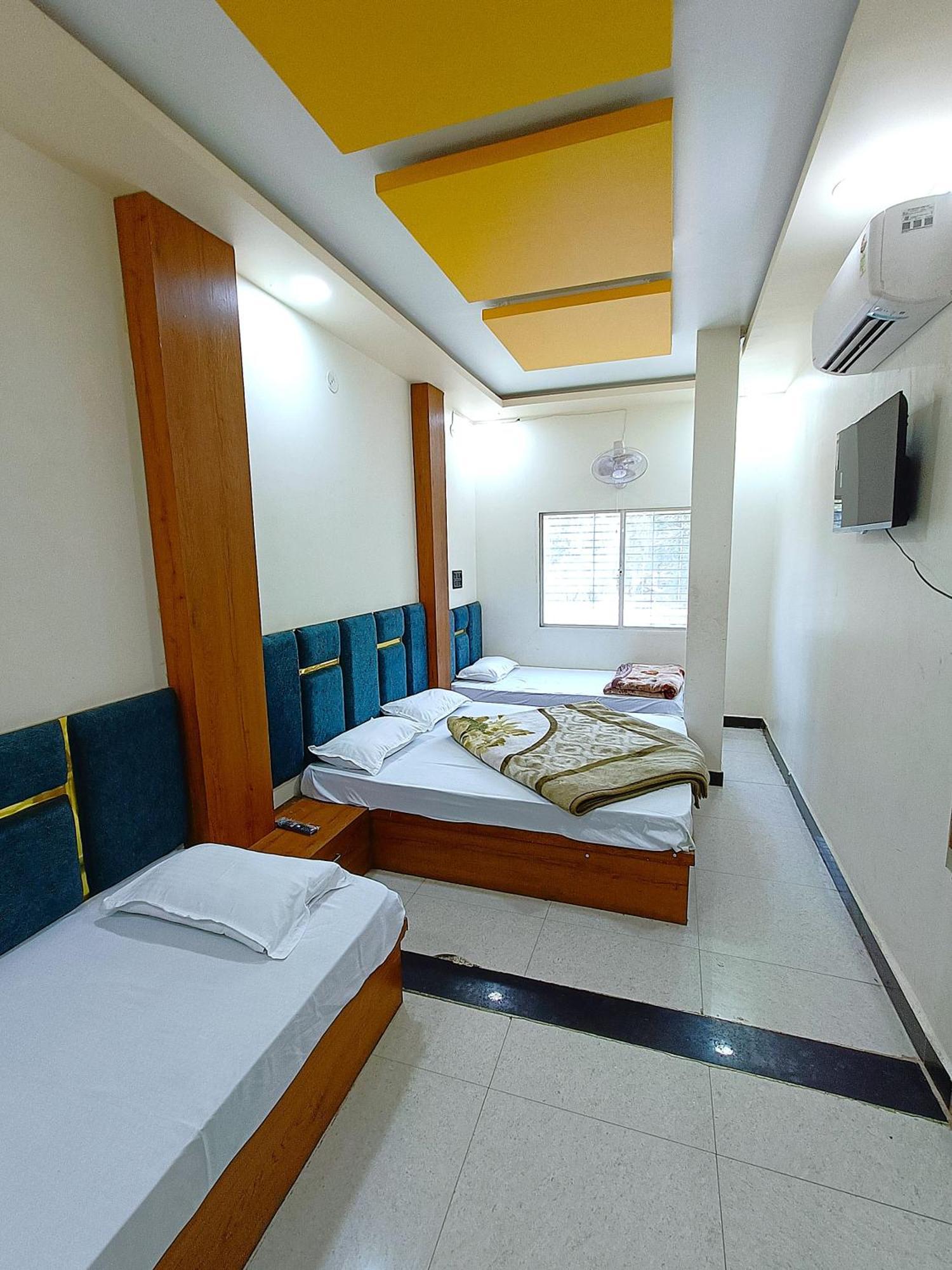 Hotel Shreem Ujjain Zewnętrze zdjęcie
